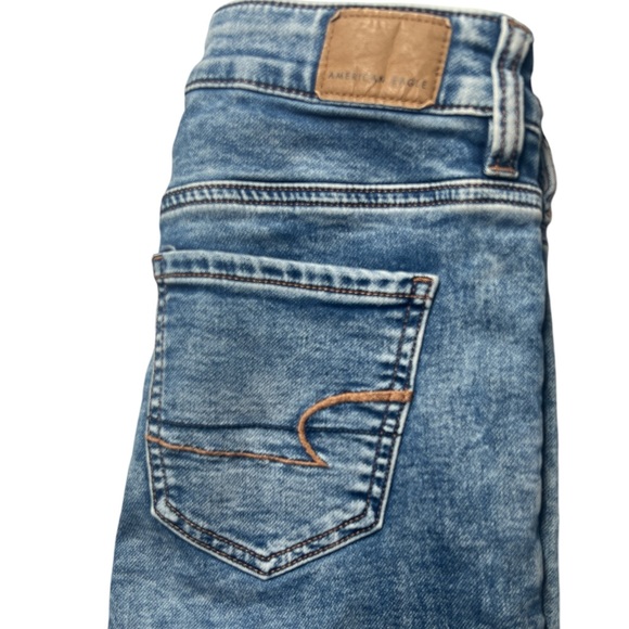AEO high-rise Woman’s Blue Jeggings. Size 4 - Picture 3 of 12
